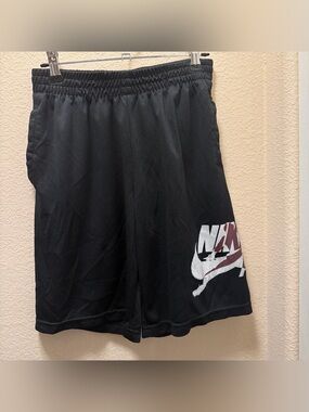 Nike boys Black Logo Athletic Shorts